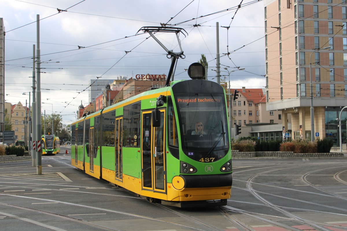 Познань, Modertrans Moderus Beta MF 02 AC № 437