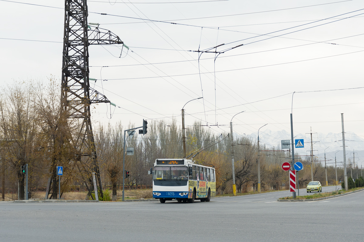 Бишкек, ЗиУ-682Г-016.05 № 1825