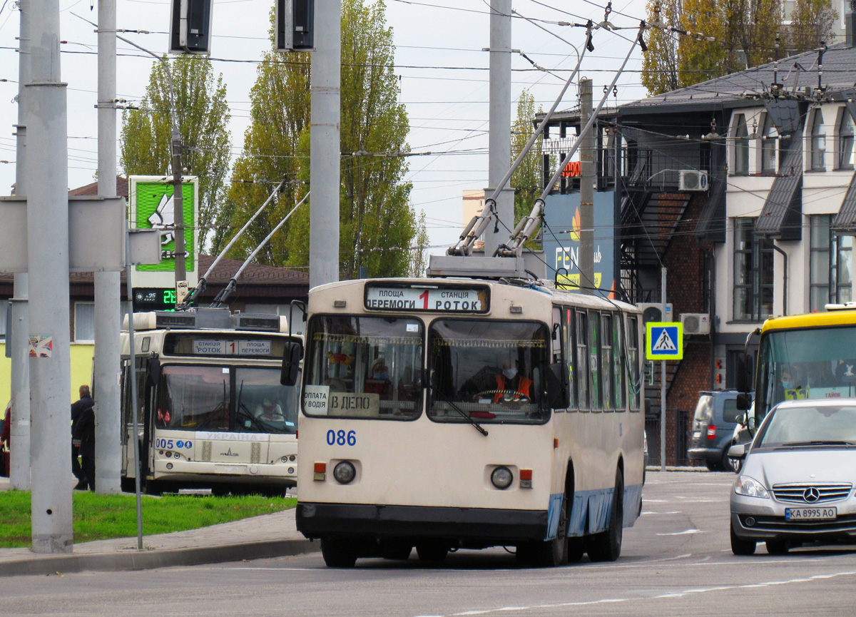 Біла Церква, ЗиУ-682Г [Г00] № 086