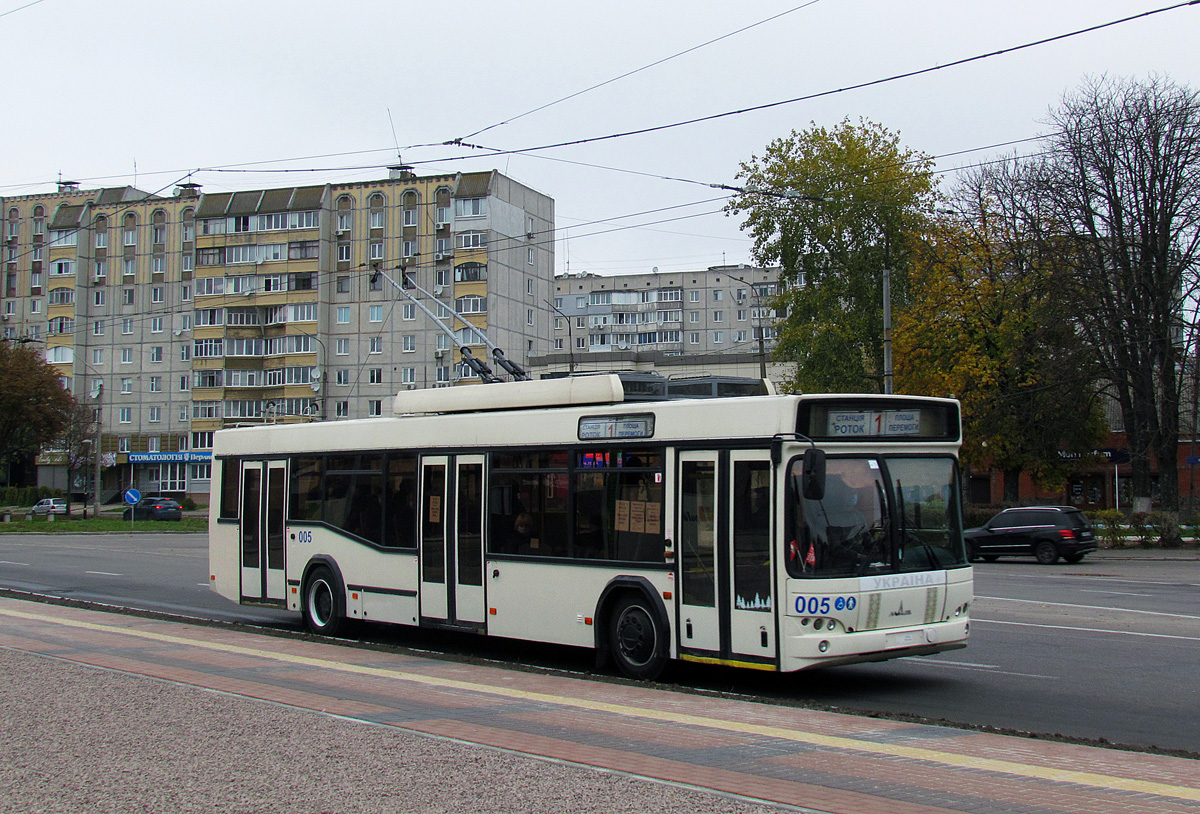 Bila Zerkwa, MAZ-ETON T103 Nr. 005