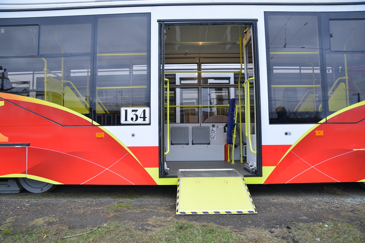 Омск — 09.11.2020 — Презентация трамвайных вагонов 71-407