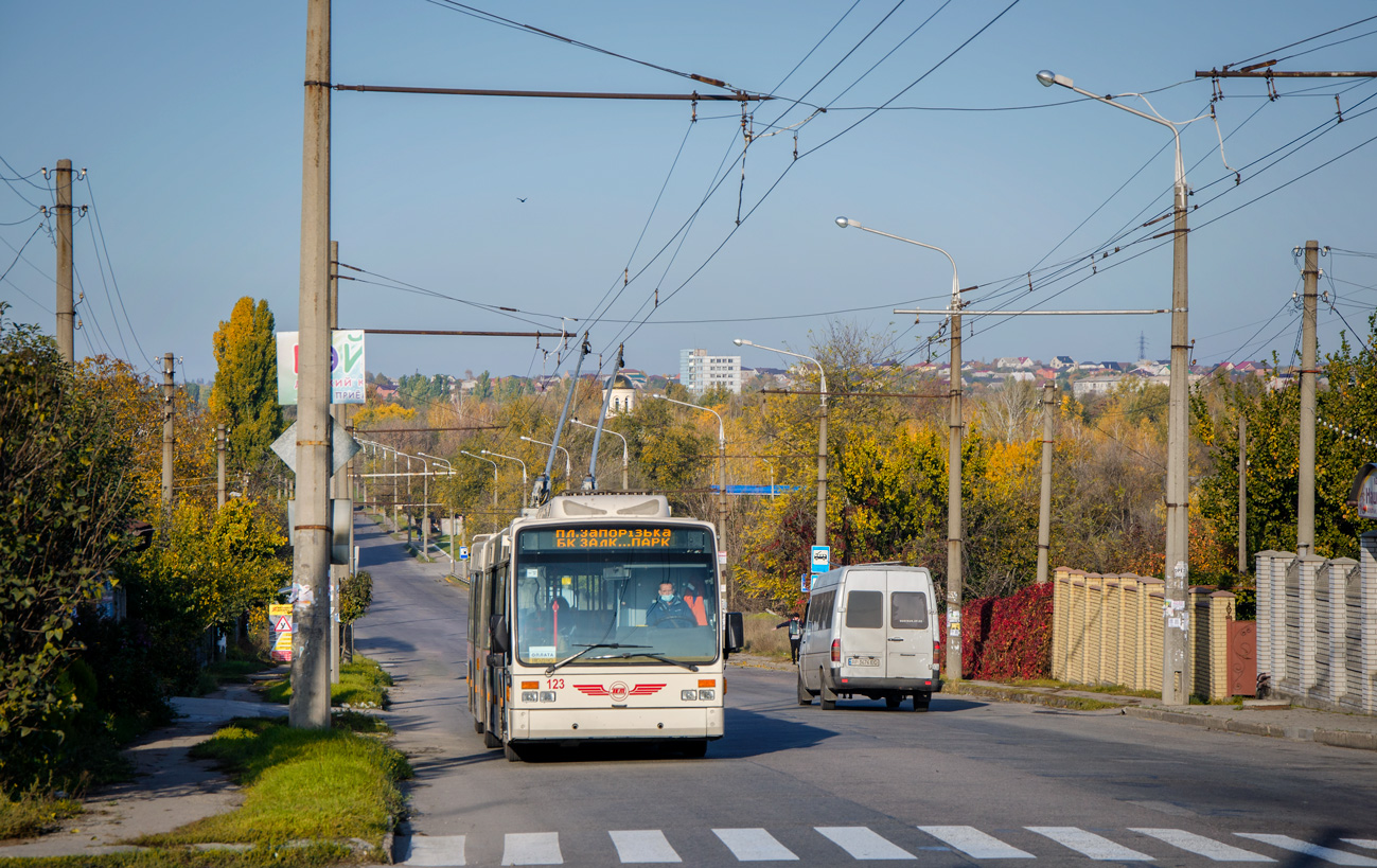 Запорожье, Van Hool AG 300T № 123