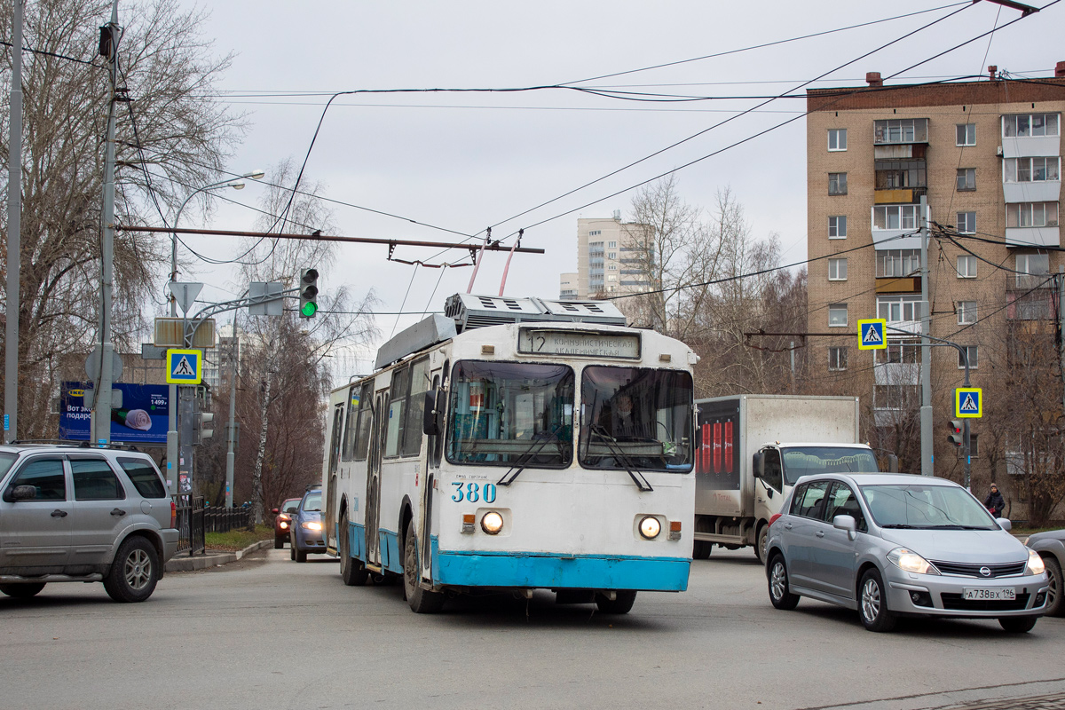 Екатеринбург, БТЗ-5276-01 № 380