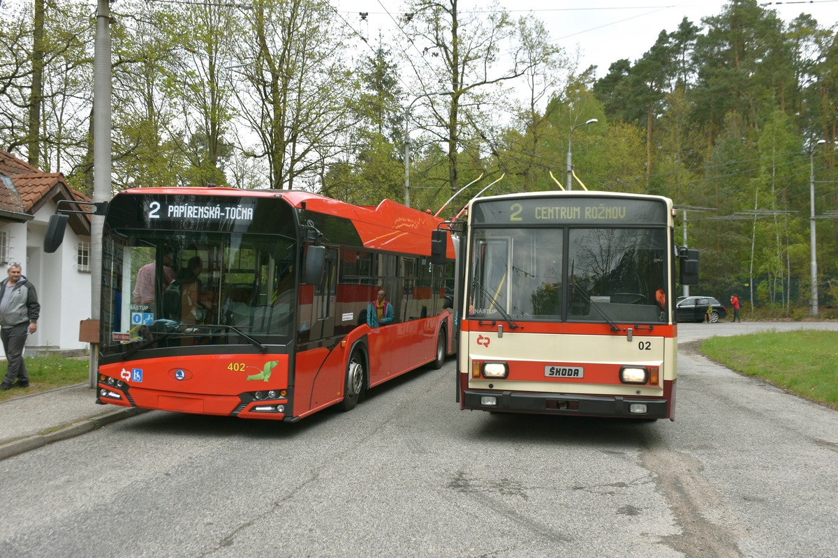 Ческе-Будеёвице, Škoda 27Tr Solaris IV № 402; Ческе-Будеёвице, Škoda 15TrM № 02