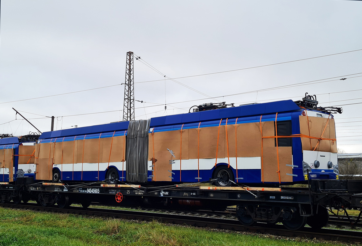 Riika, Solaris Trollino II 18 Ganz # 16033; Riika — Transportation of Rolling Stock