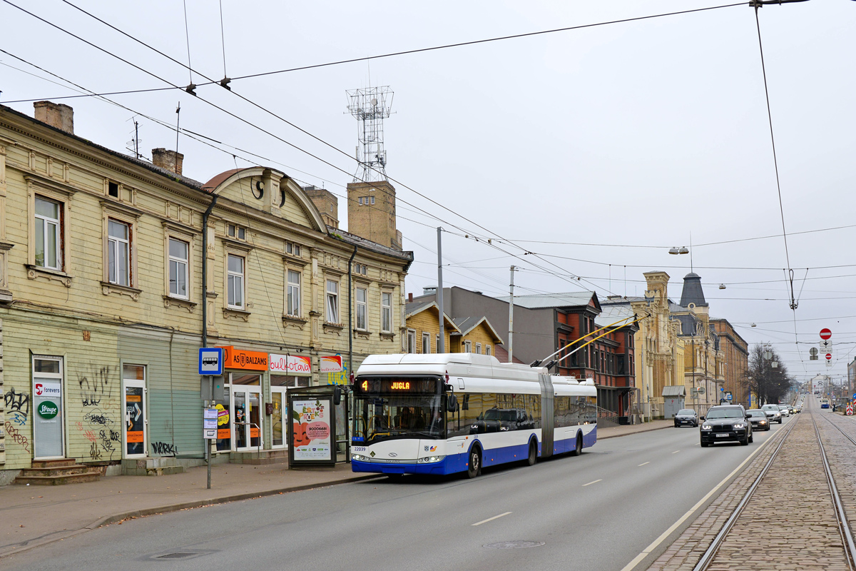 Рига, Solaris Trollino III 18,75 H2 № 22039