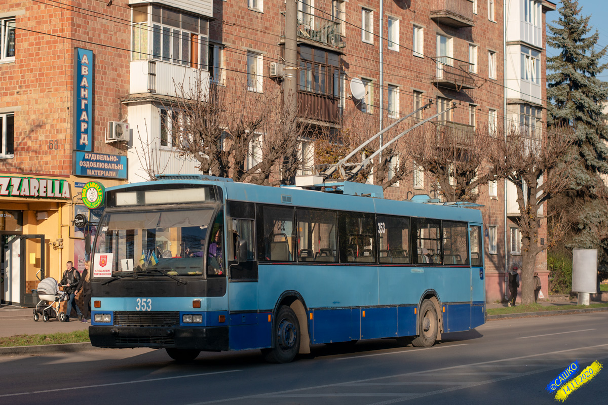 Черновцы, Den Oudsten B88 № 353