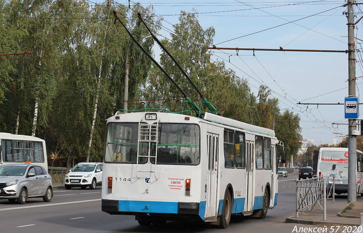 Oriolas, ZiU-682G-016.05 nr. 1144