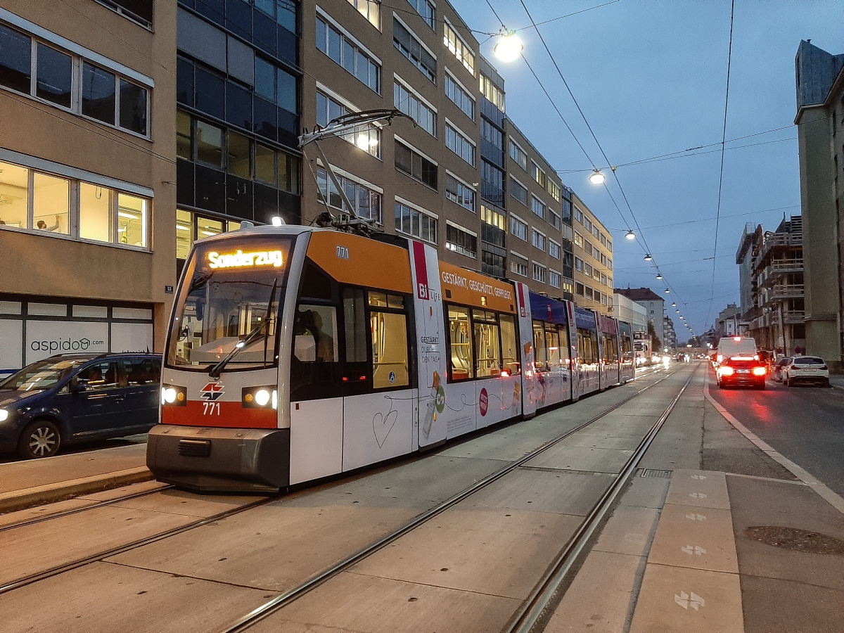 Bécs, Siemens ULF-B1 — 771