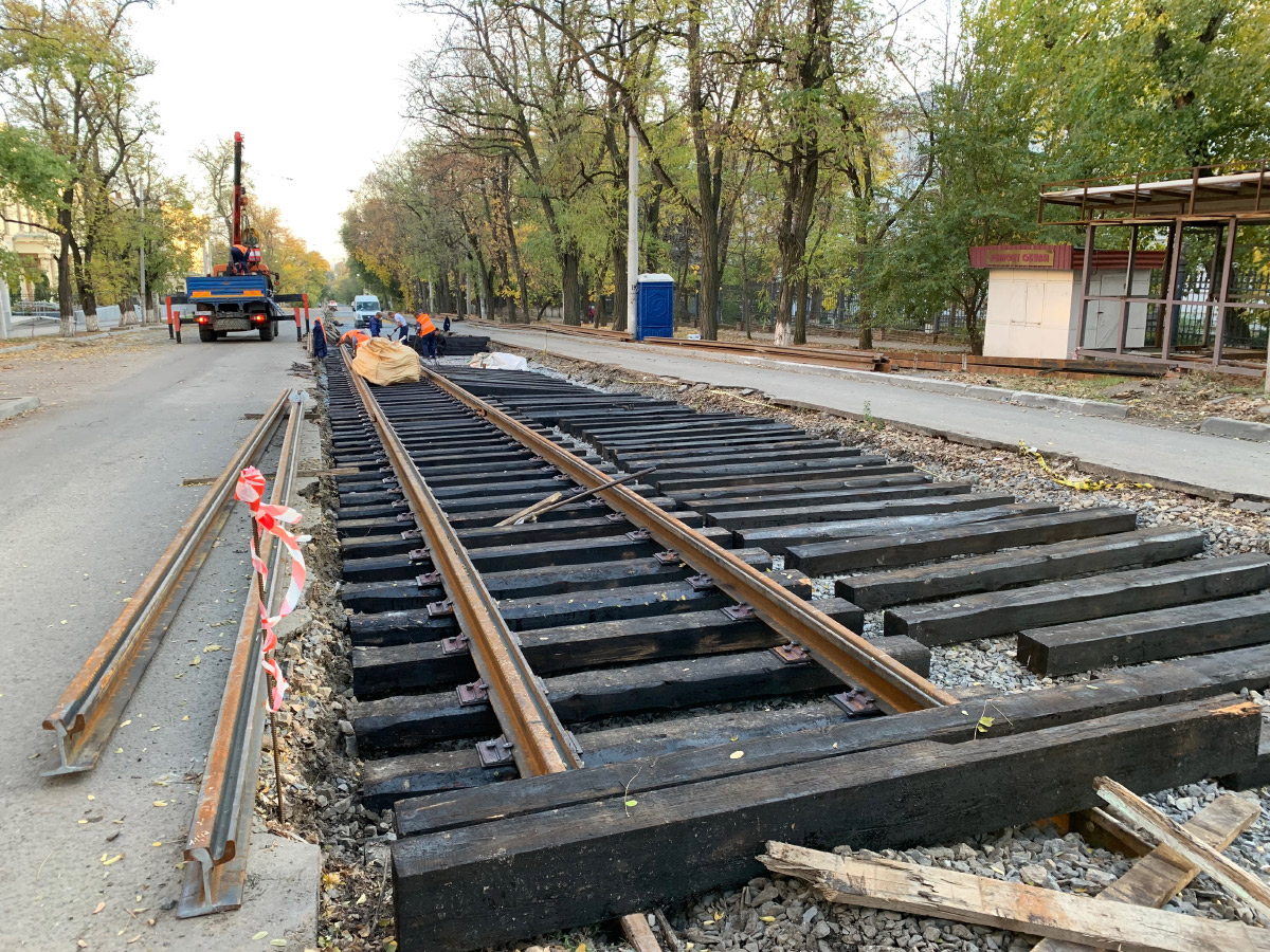 新切爾卡斯克 — Track Work