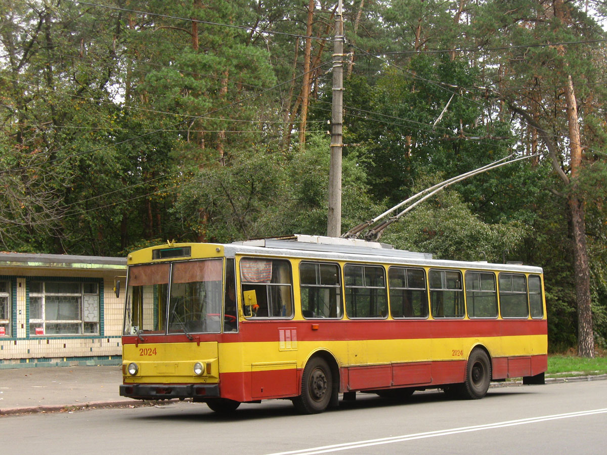 Киев, Škoda 14Tr02/6 № 2024