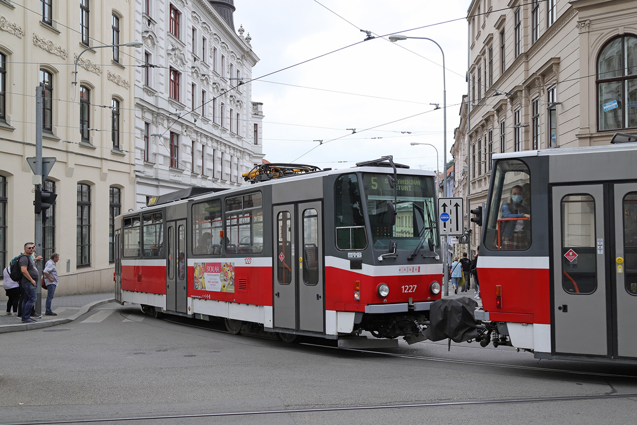 Брно, Tatra T6A5 № 1227