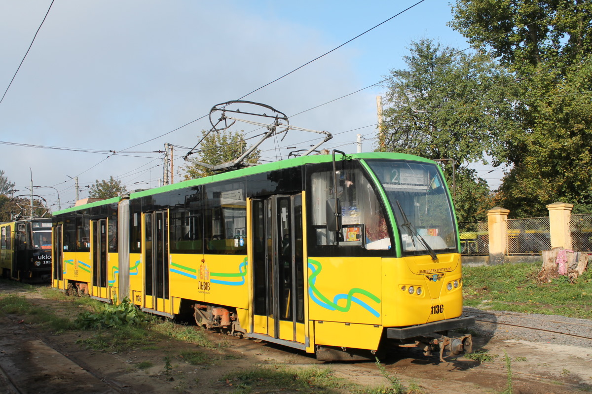 Львов, Tatra KT4SU № 1136