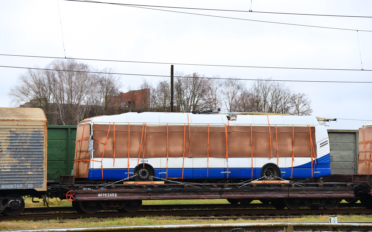 Рига, Škoda 24Tr Irisbus Citelis № 18219