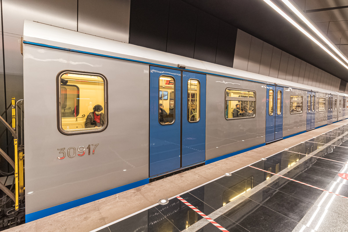 Moskva, 81-761 č. 30917 Moskva, 81-761 č. 30917