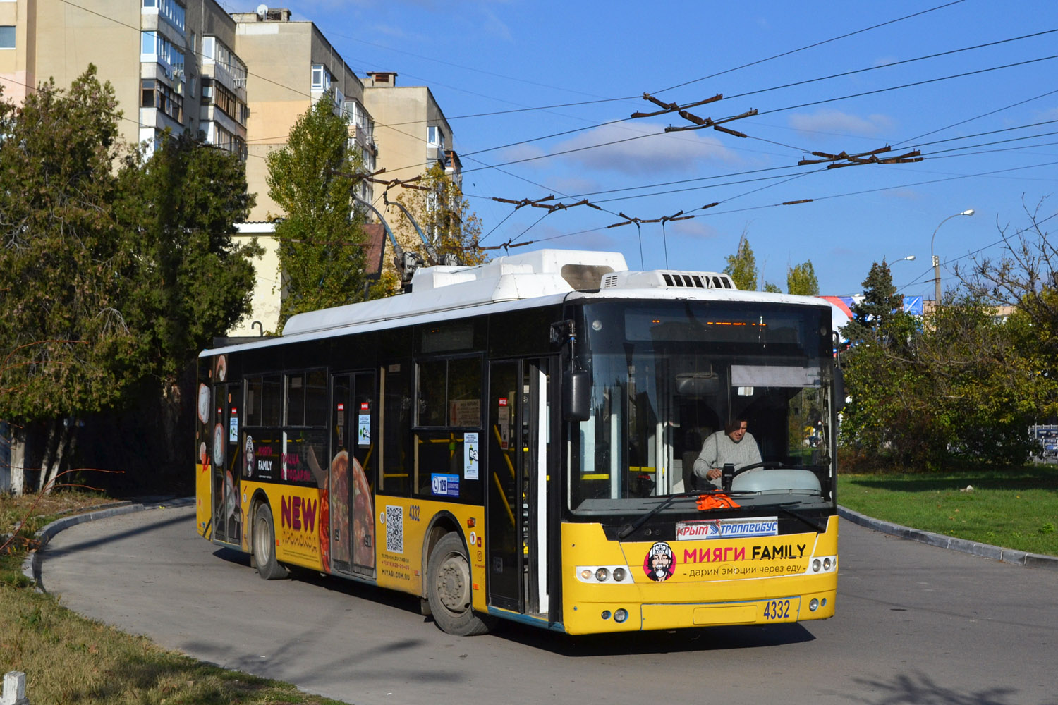 Крымский троллейбус, Богдан Т70110 № 4332