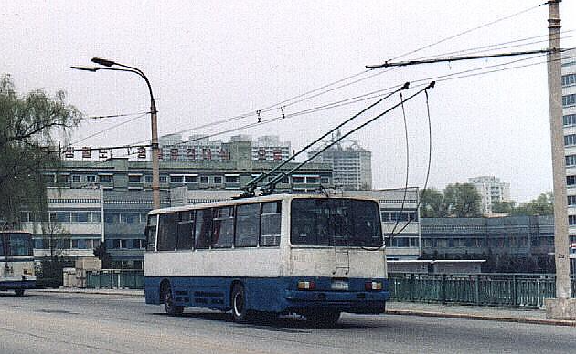 Phenjan, Chollima 951 (Ikarus 260) — 171; Phenjan — Historical photos — Tramway and Trolleybus (1991+)