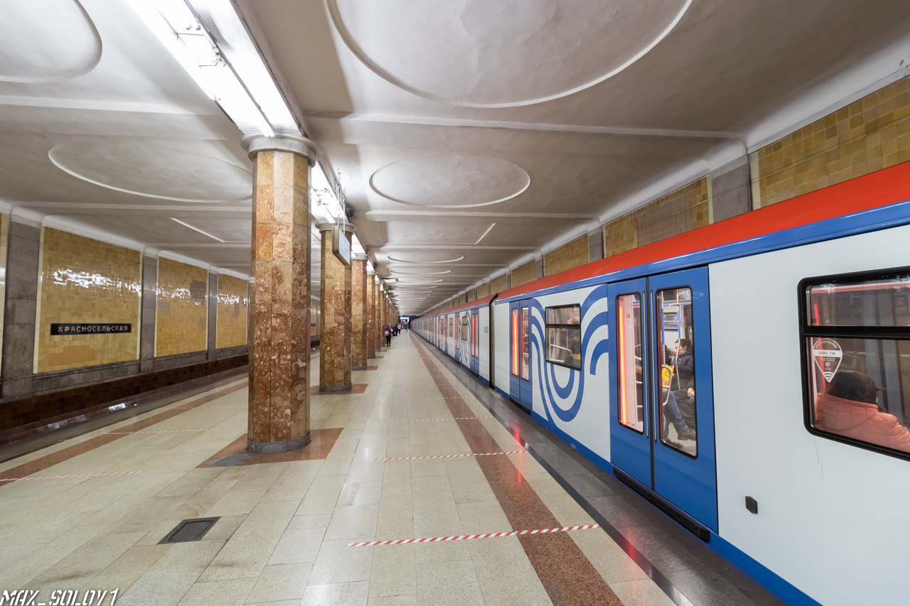 Москва — Метрополитен — [1] Сокольническая линия