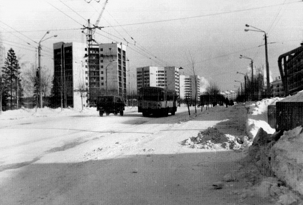 Качканар — Старые фотографии; Качканар — Троллейбусные линии и инфраструктура