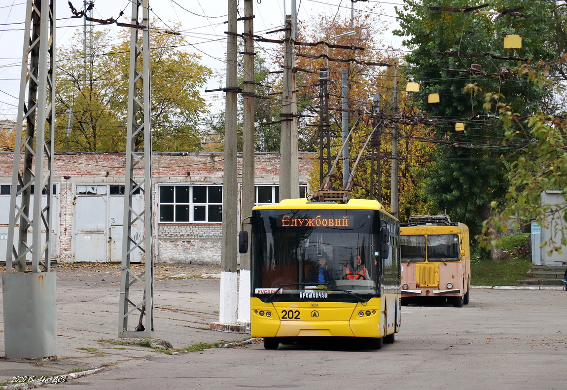 Кременчуг, ЛАЗ E183D1 № 202