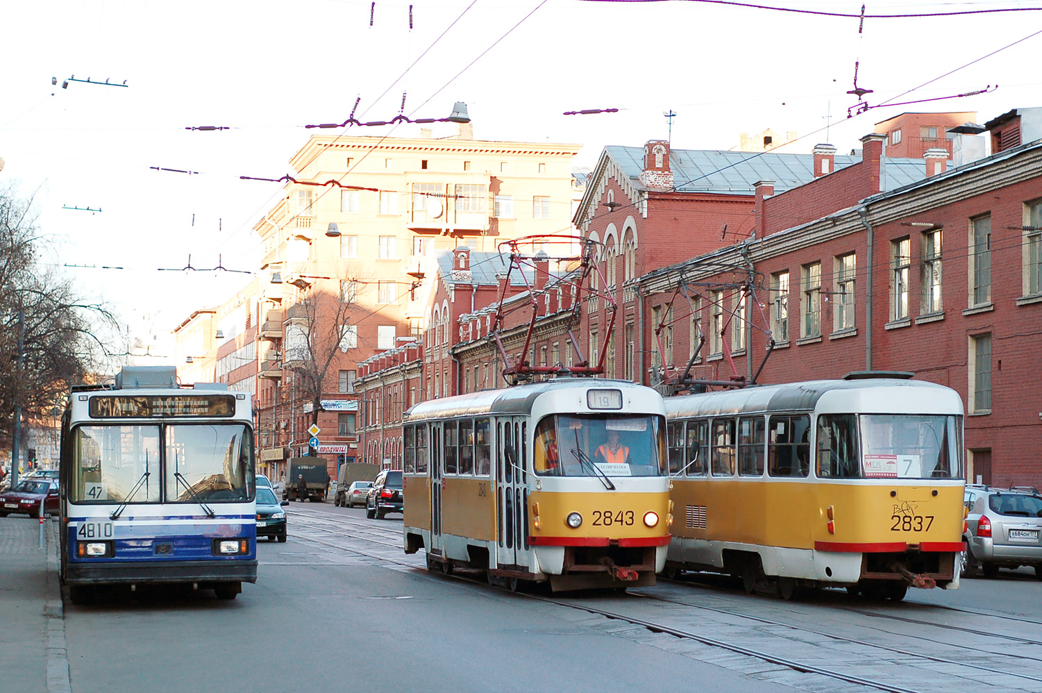 Москва, БКМ 20101 № 4810; Москва, Tatra T3SU № 2843