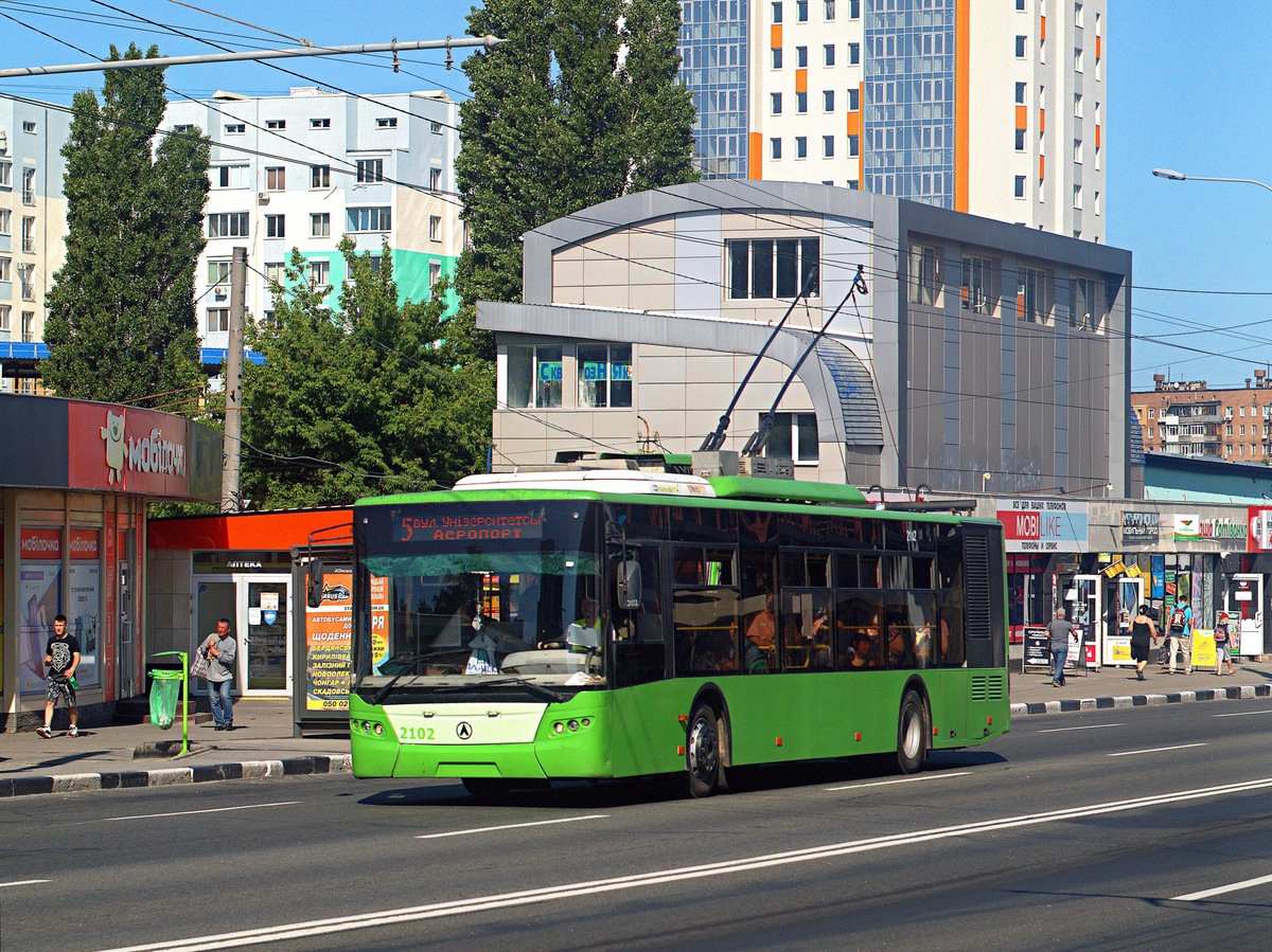 ხარკივი, LAZ E183A1 № 2102