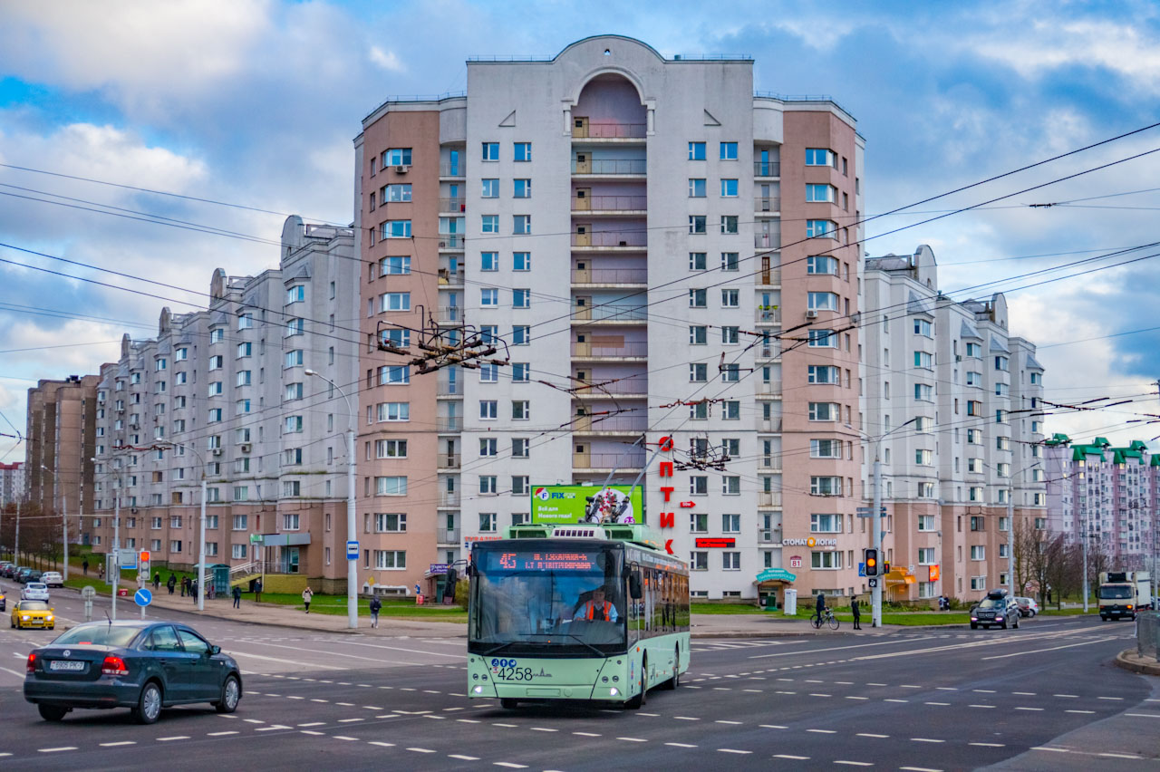 Minszk, MAZ-203T70 — 4258