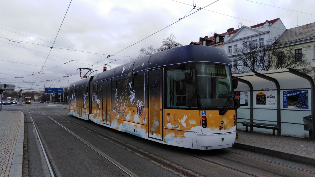 Пльзень, Vario LF2/2 IN № 362; Пльзень — Рождественский трамвай