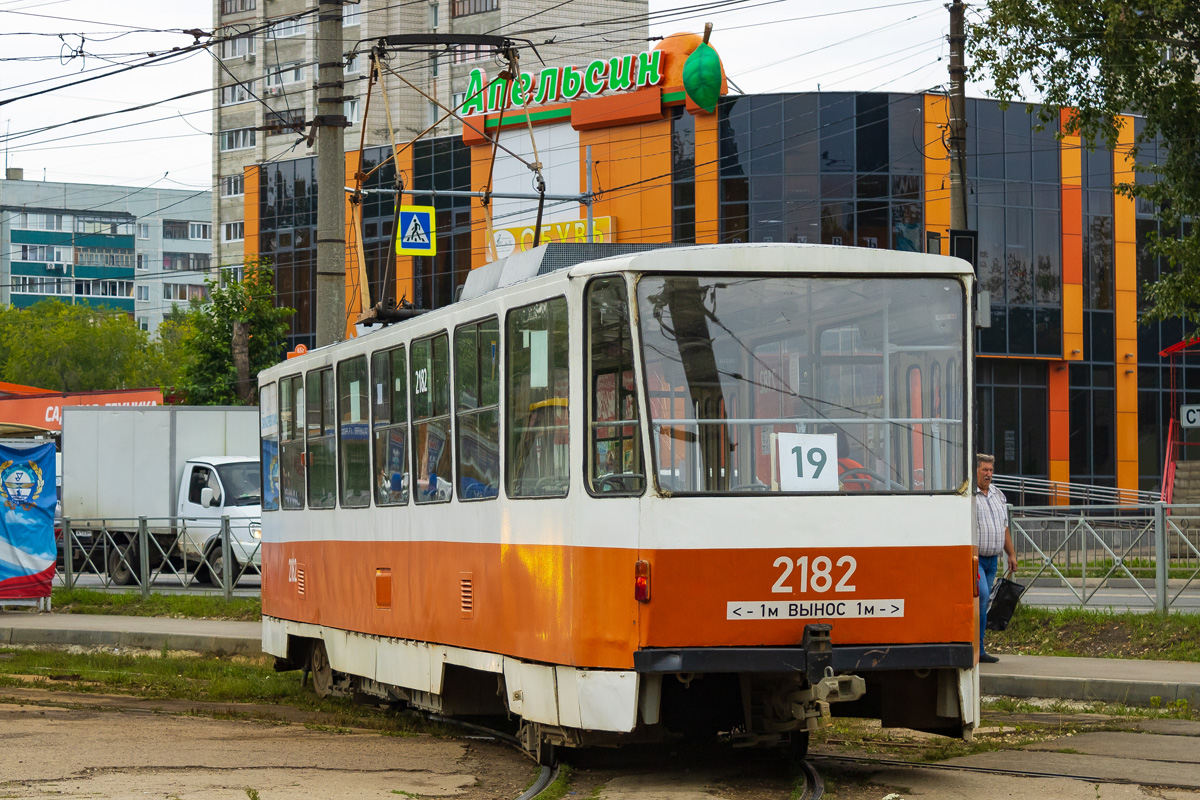 Oulianovsk, Tatra T6B5SU N°. 2182