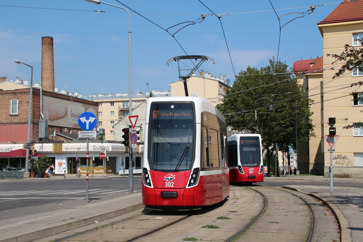 Beč, Bombardier Flexity Wien (Type D) Br. 302; Beč, Bombardier Flexity Wien (Type D) Br. 301