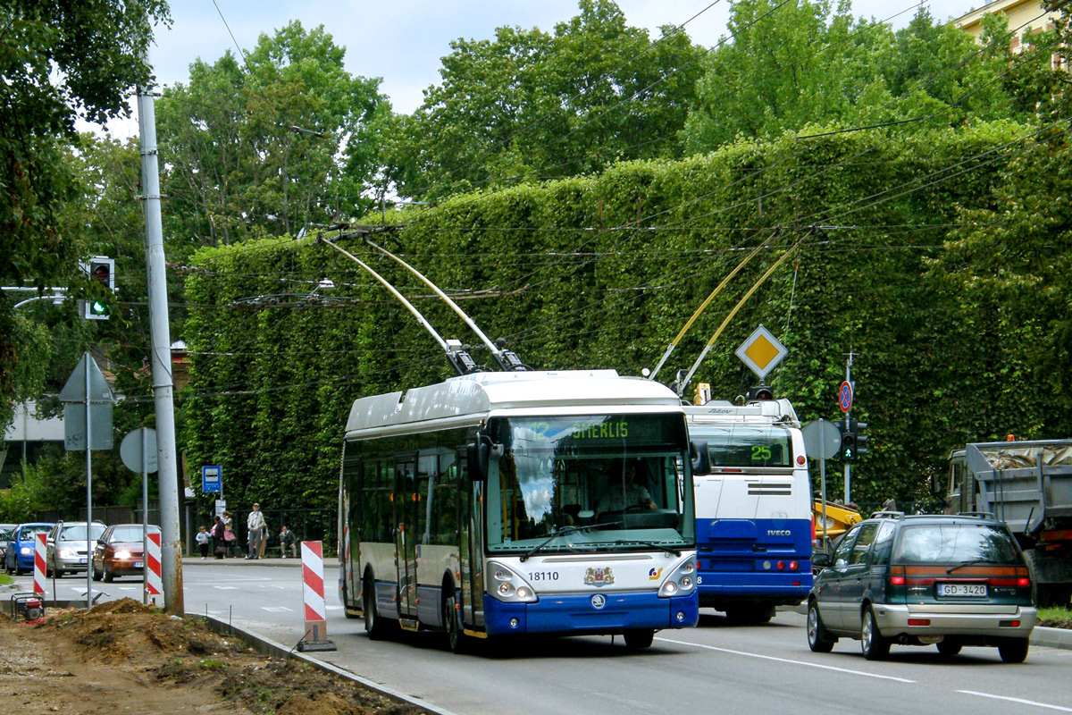 Рига, Škoda 24Tr Irisbus Citelis № 18110