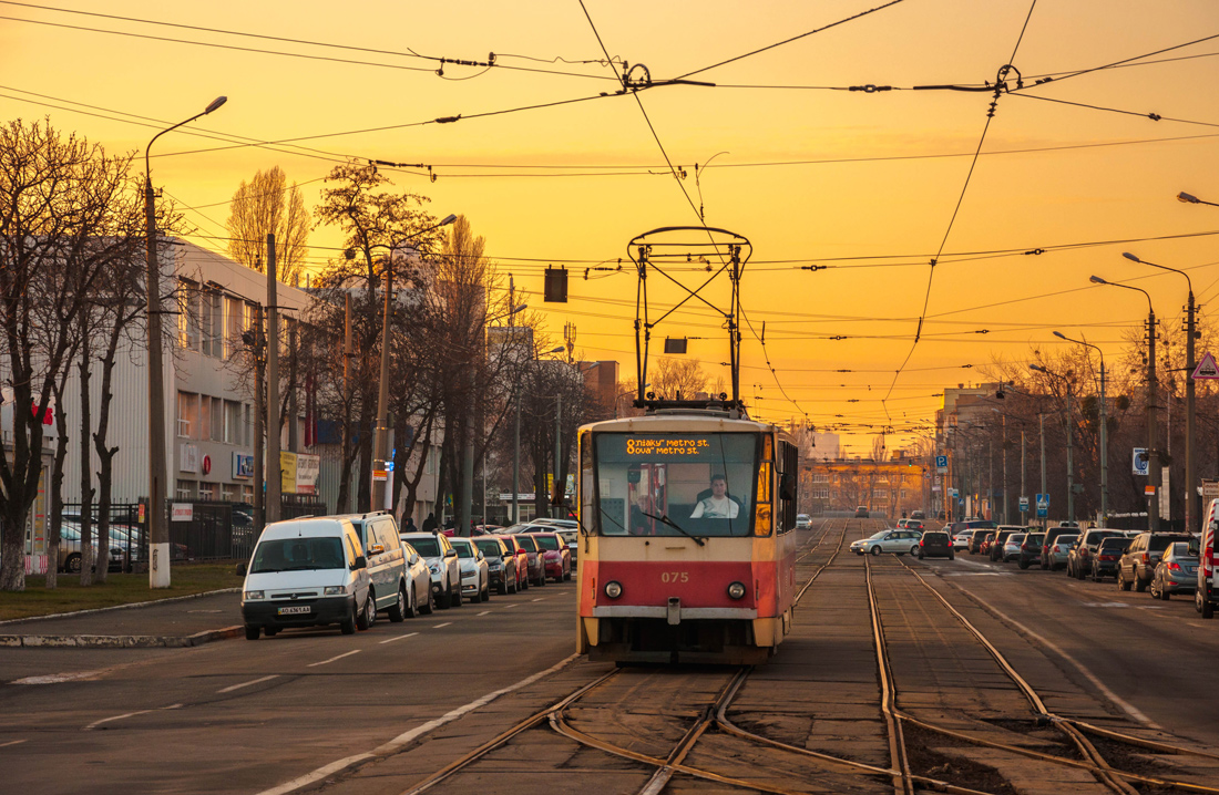 Киев, Tatra T6B5SU № 075