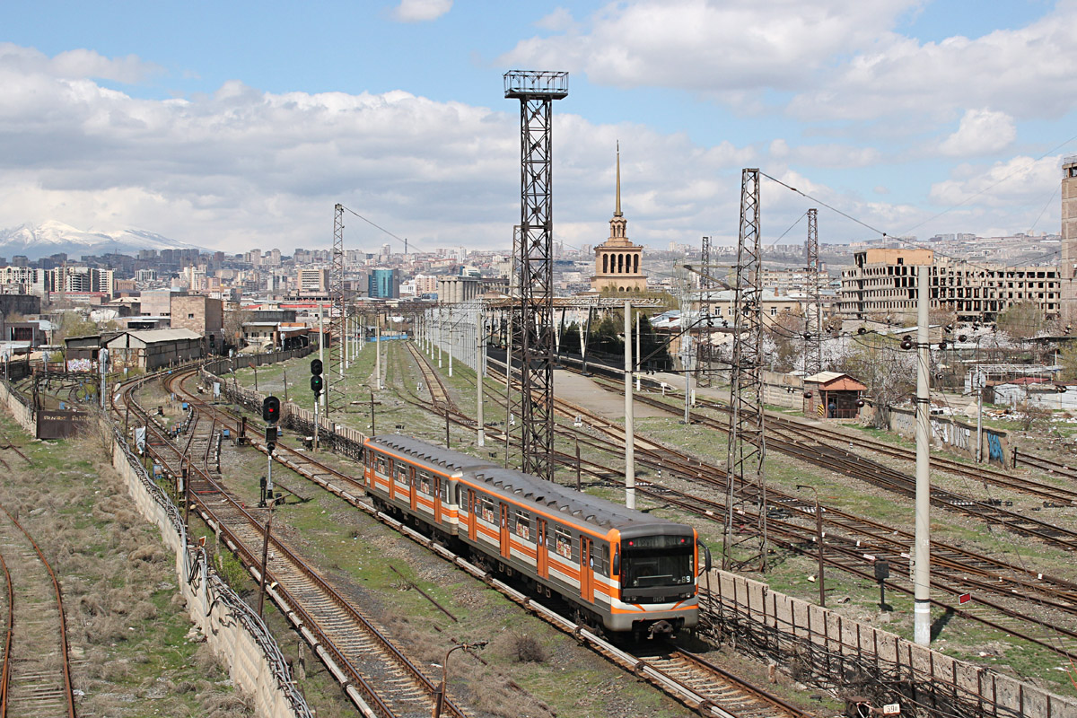 Ереван, 81-717M № 0104