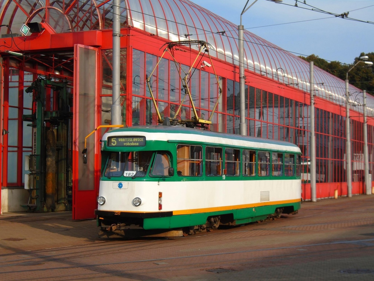 Либерец ― Яблонец-над-Нисой, Tatra T2R № 19 Либерец ― Яблонец-над-Нисой, Tatra T2R № 19