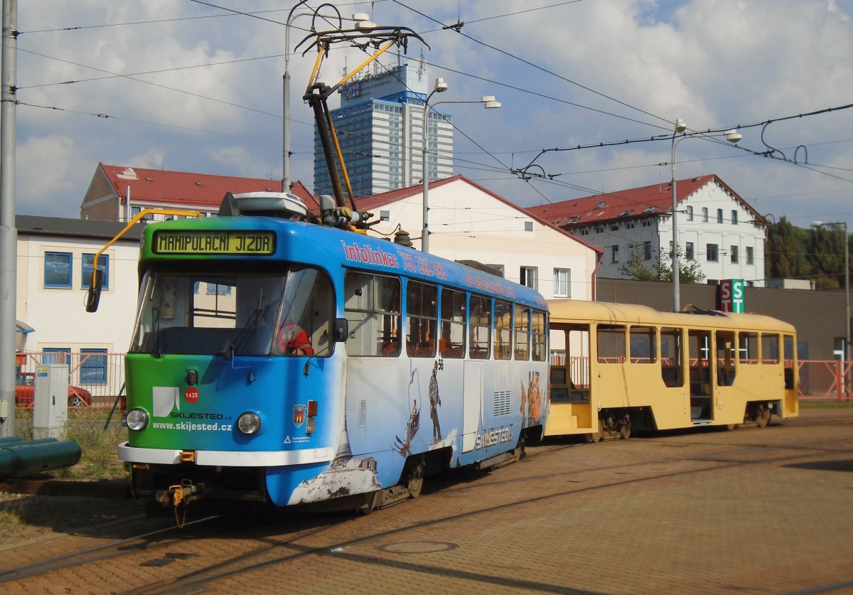 Либерец ― Яблонец-над-Нисой, Tatra T3M.04 № 56; Либерец ― Яблонец-над-Нисой, Tatra T3R.SLF № 44
