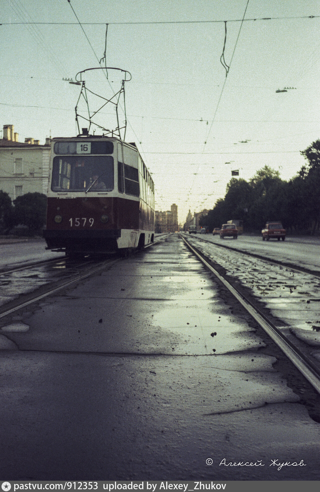 Санкт-Петербург, ЛМ-68М № 1579