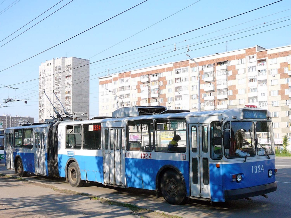 Ижевск, ЗиУ-683В01 № 1324