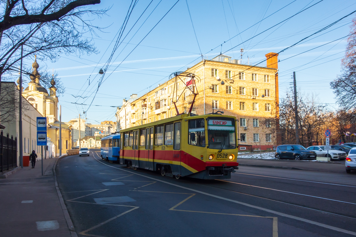 Москва, 71-608КМ № 0528