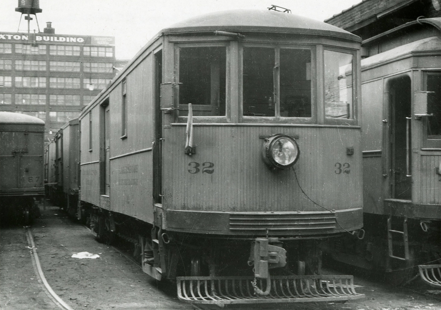 Лэйк-Шор Электрик, Интерурбан Barney & Smith моторный № 32; Кливленд — Грузовые терминалы для интерурбанов Лэйк-Шор Электрик, Интерурбан Barney & Smith моторный № 32; Кливленд — Грузовые терминалы для интерурбанов