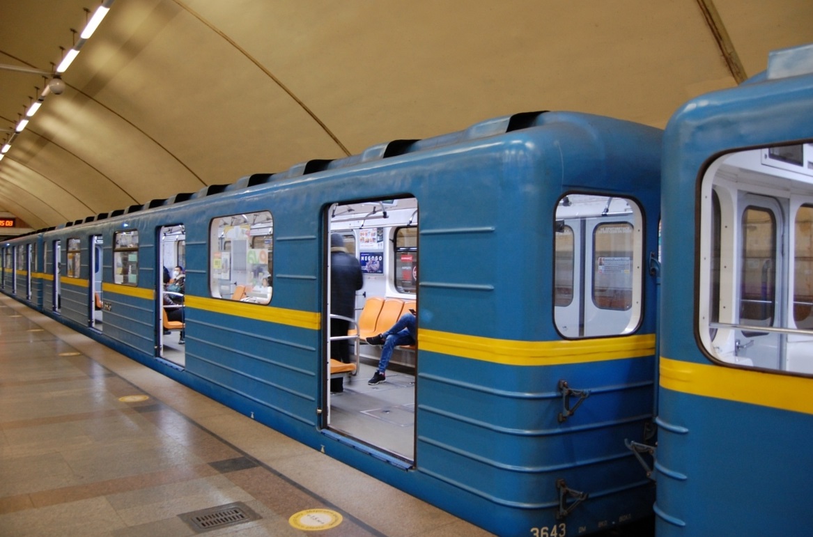 Киев, Е-КМ-Пм (81-7081) № 3643