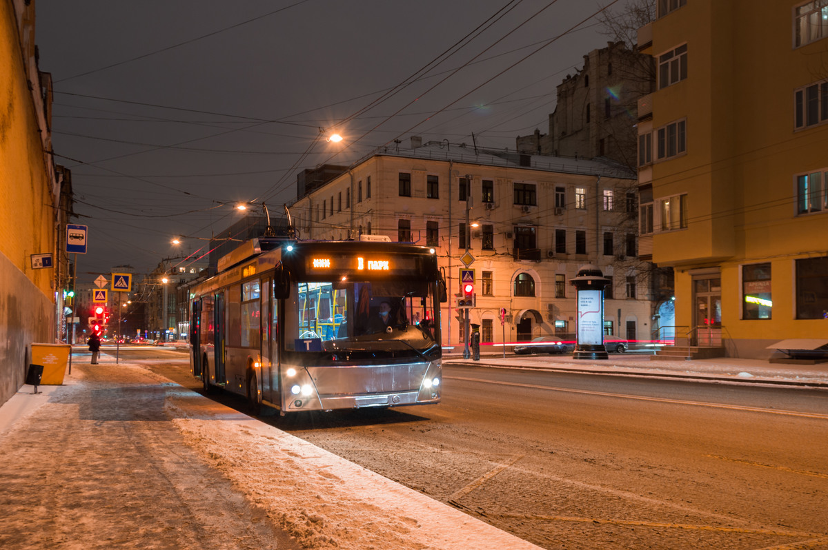 Москва, СВАРЗ-МАЗ-6275 № 9802