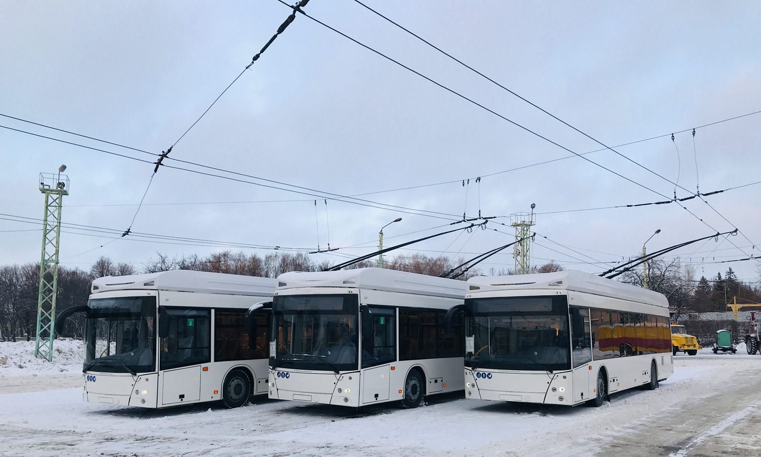 Cheboksary, UTTZ-6241.01 “Gorozhanin” № 923; Cheboksary, UTTZ-6241.01 “Gorozhanin” № 922; Cheboksary, UTTZ-6241.01 “Gorozhanin” № 921; Cheboksary — Trolleybus depot