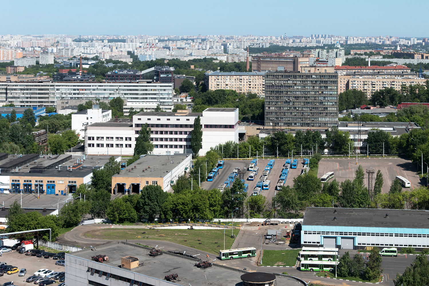 Москва — Виды с высоты; Москва — Троллейбусные парки: [8]; Москва — Учебно-курсовой комбинат ГУП «Мосгортранс»