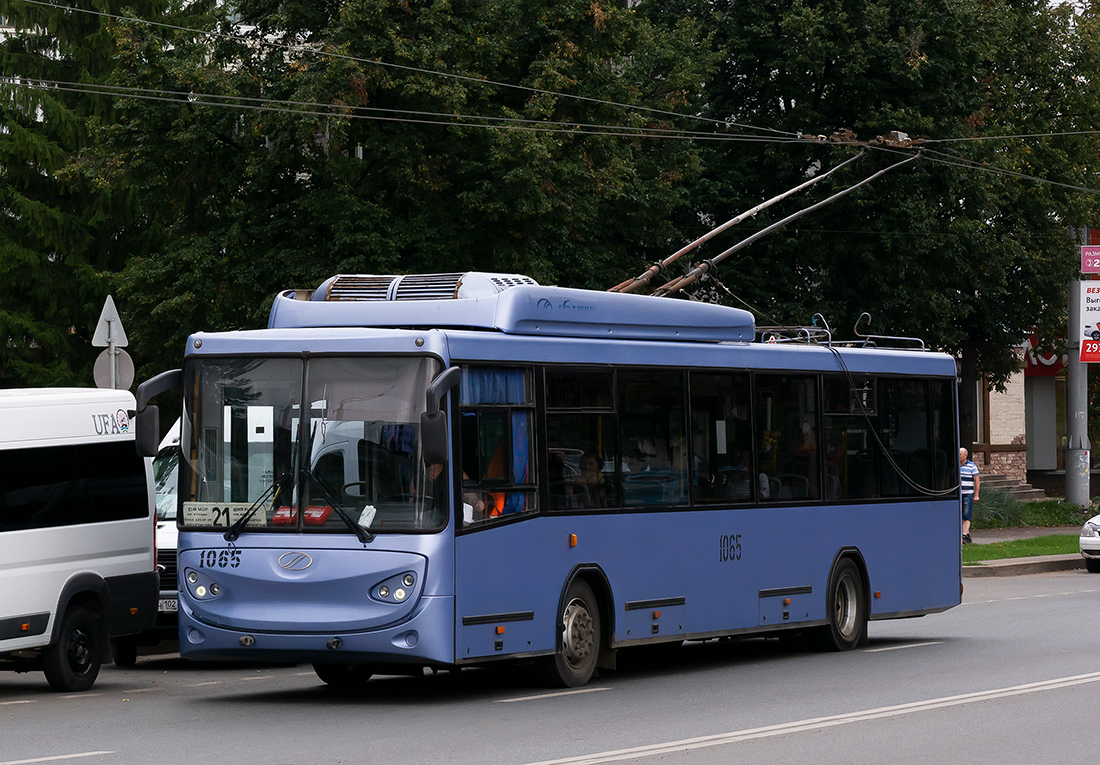 Уфа, БТЗ-52763А № 1065