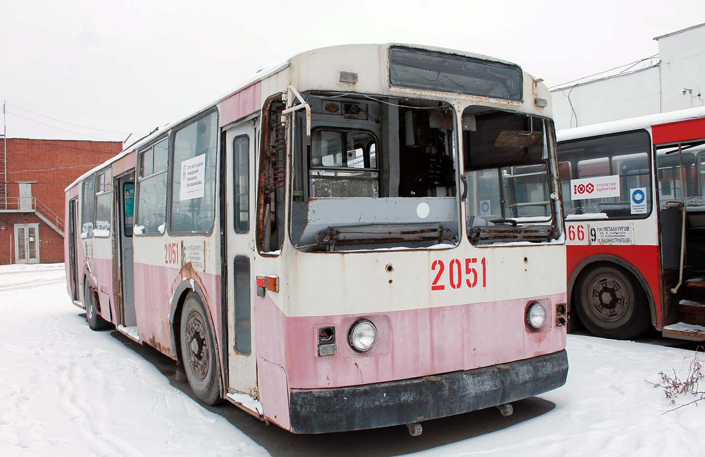 Iżewsk, ZiU-682V [V00] Nr 2051