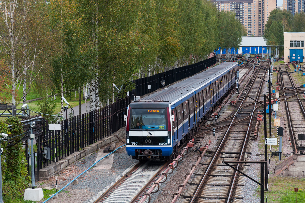 Санкт-Петербург, 81-722 «Юбилейный» № 22009