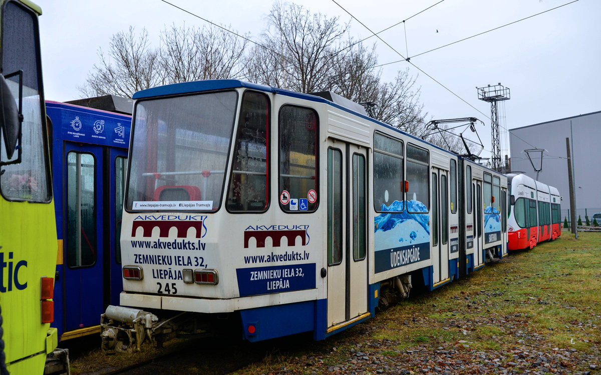 Лиепая, Tatra KT4D № 245