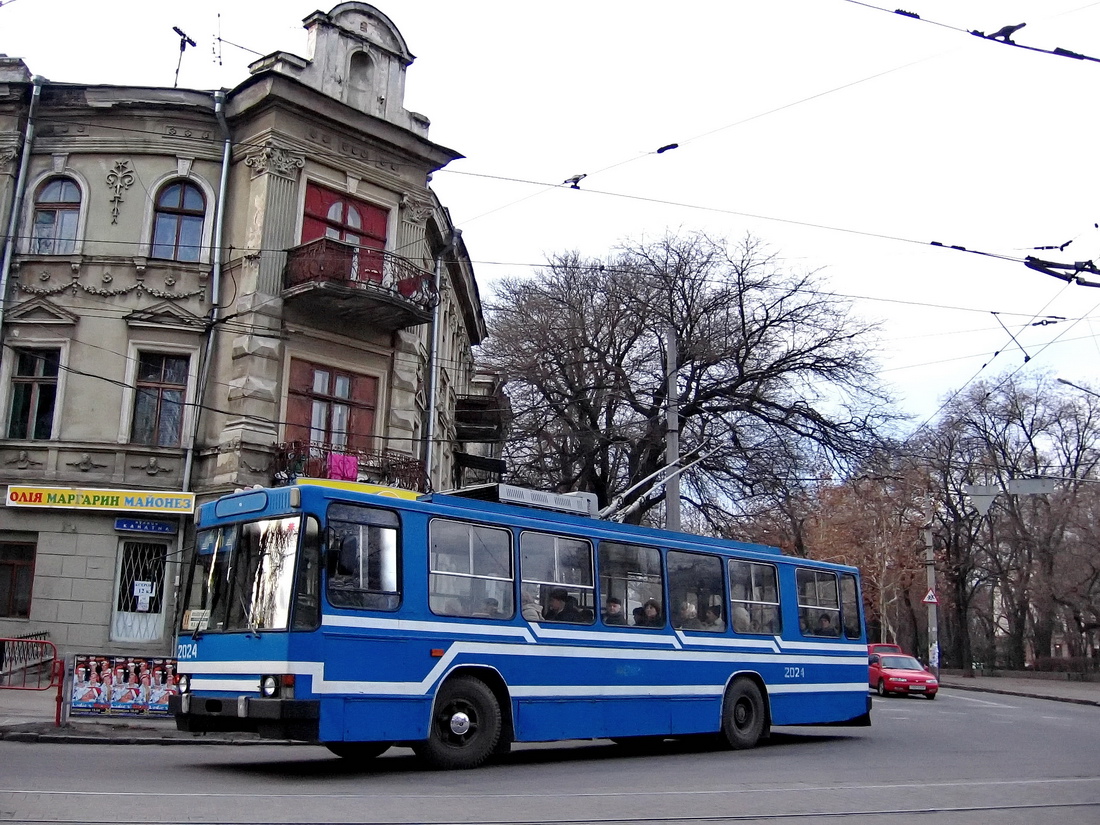 Одесса, ЮМЗ Т1Р (Т2П) № 2024