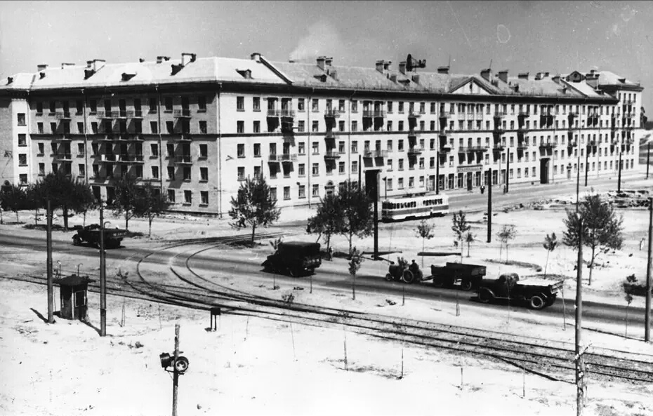 Киев — Исторические фотографии; Киев — Трамвайные линии: Дарницкая сеть; Киев — Трамвайные линии: Закрытые линии