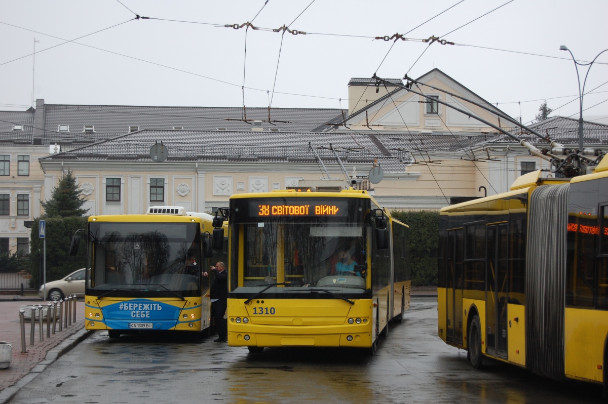 Киев, Bogdan Т90110 № 1310